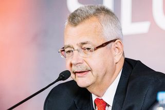 SportWin » Fotbal » Tvrdík by v Lize mistrů bral Como a Manchester United. Tipl si i počet získaných bodů